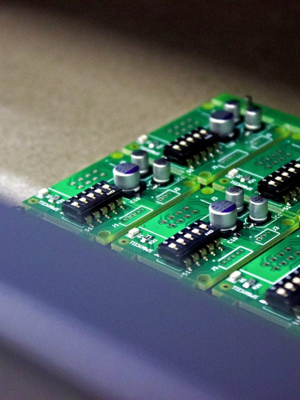 Embedded electronic board